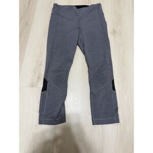 Women's Size 6 Lululemon Capri Leggings - Grey